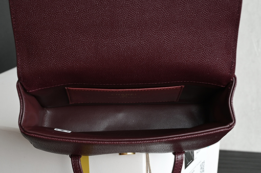 シャネルブランドコピー 26Cレディースシリーズ パールフラワーバックル LPランチボックスバッグ