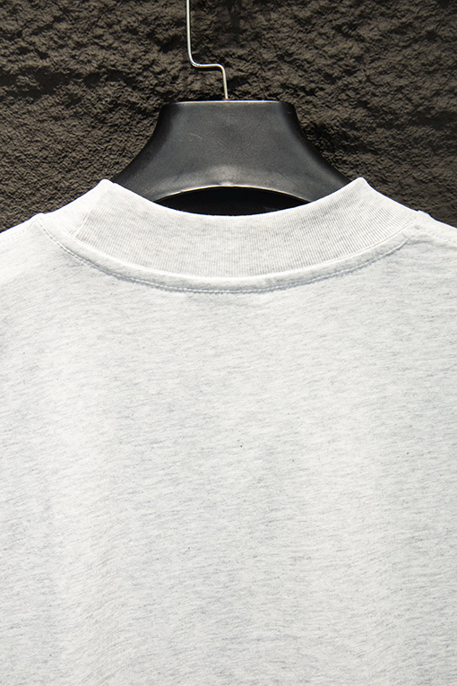 バレンシアガスーパーコピー Balenciaga 新モデル馬年の刺繍半袖Tシャツ