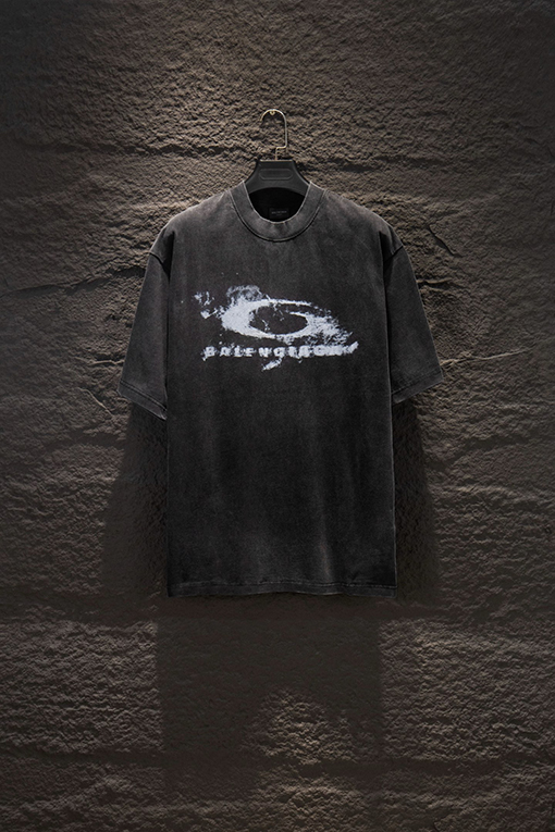 バレンシアガブランドスーパーコピー Balenciaga クラシックウォッシュのダメージホワイトインクダイレクトプリント半袖Tシャツ