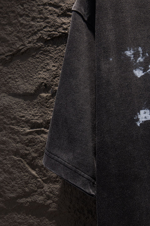 バレンシアガブランドスーパーコピー Balenciaga クラシックウォッシュのダメージホワイトインクダイレクトプリント半袖Tシャツ