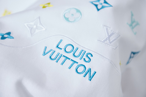 ルイヴィトンコピー カラーブロック刺繍入り LV 半袖Tシャツ