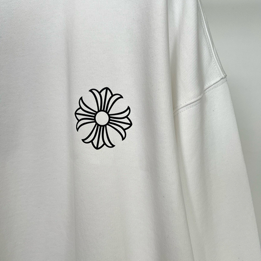 クロムハーツブランドスーパーコピー 胸元に目をくロゴプリントが入ったクルーネックスウェットシャツ