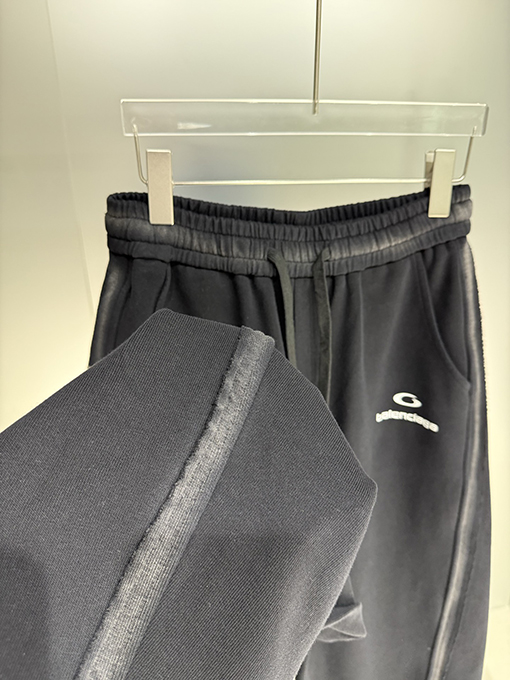 バレンシアガスーパーコピー Balenciaga 新作ウォッシュカーブブレードパンツ