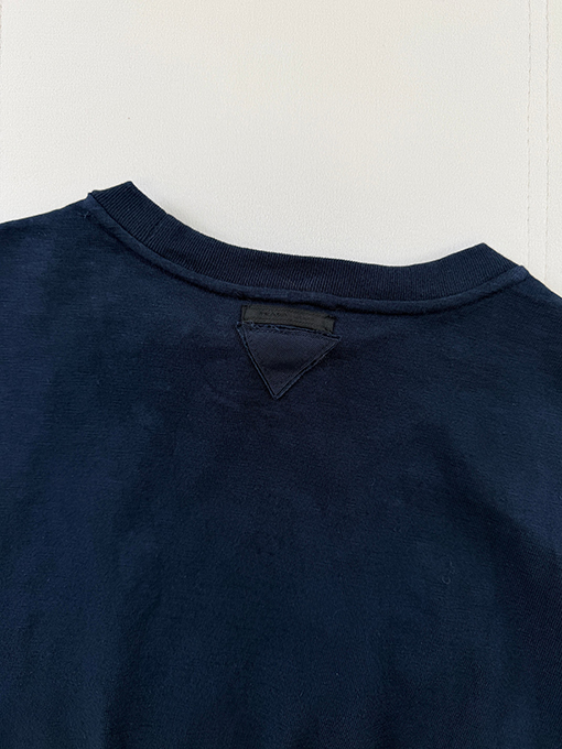 プラダブランドコピー ネイビーストライプ半袖Tシャツ