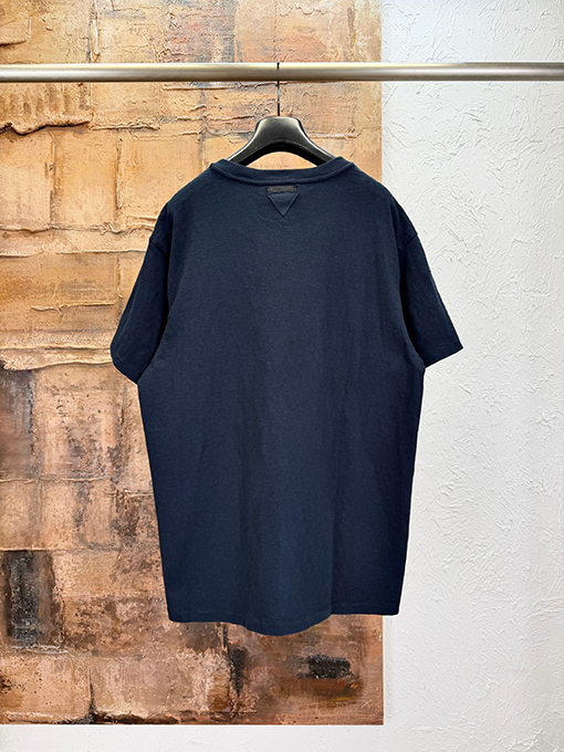 プラダブランドコピー ネイビーストライプ半袖Tシャツ