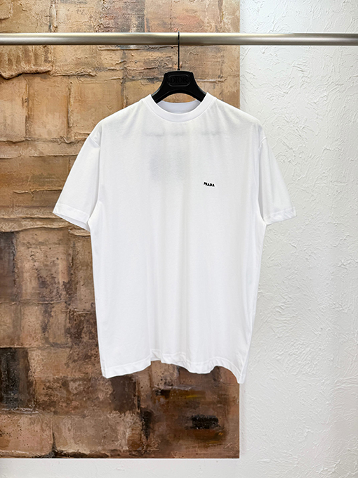 プラダスーパーコピー 小さなロゴ刺繍が入​​った半袖Tシャツ