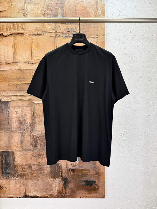 プラダスーパーコピー 小さなロゴ刺繍が入​​った半袖Tシャツ