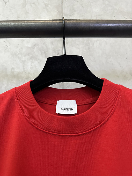 バーバリーコピー ロゴ入り半袖Tシャツ