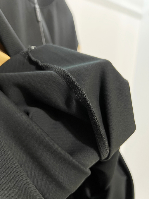 バーバリースーパーコピー クラシックなパッチワークの内側にチェック柄の袖ロゴ入りの半袖Tシャツ