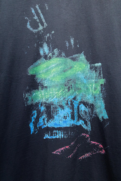 バレンシアガブランドコピー Balenciaga クラシックなダメージのホワイトインクグラフィティ半袖Tシャツ