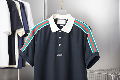 グッチスーパーコピー 刺繍ロゴカラー半袖ポロシャツ