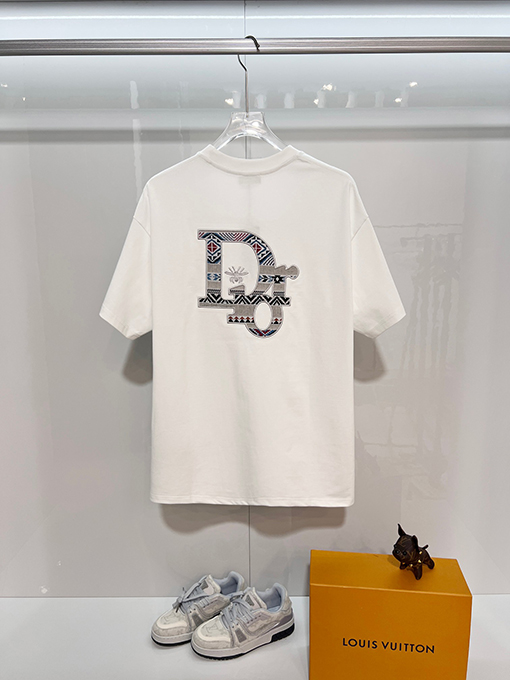 ディオール DIOR フロントとバックにハチのカラーブロック刺繍レターロゴがされた半袖Tシャツ