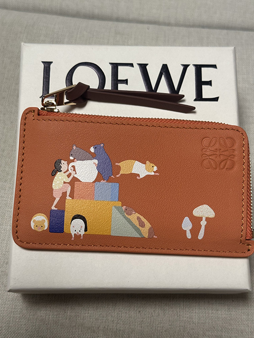 ロエベ 限定カードパック