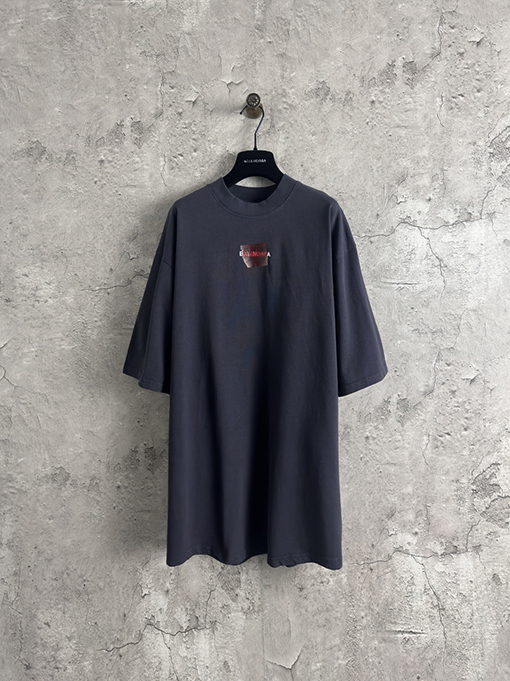 バレンシアガ Balenciaga テープ刺繍半袖Tシャツ