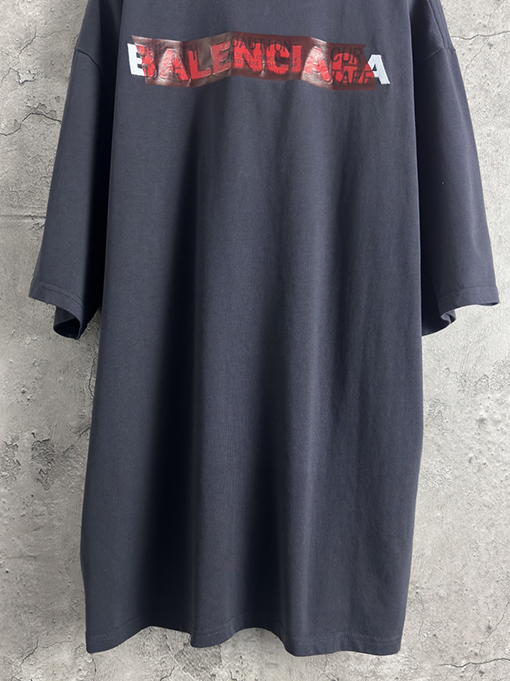 バレンシアガ Balenciaga テープ刺繍半袖Tシャツ