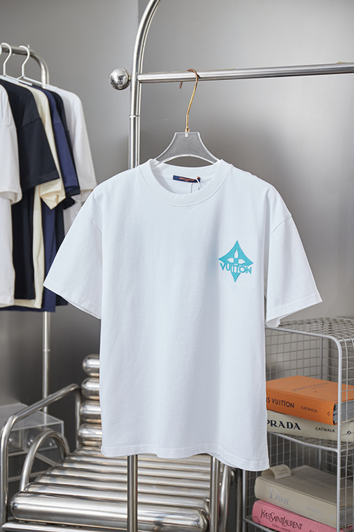 ルイヴィトン 刺繍 LV 柄の半袖Tシャツ