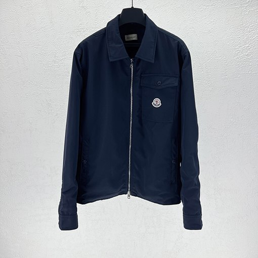 モンクレール 襟付きジャケット