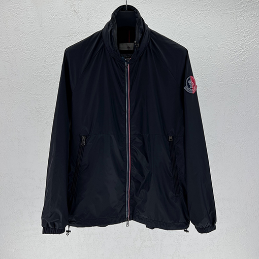 モンクレール カラーブロックスリーブパッチジャケット