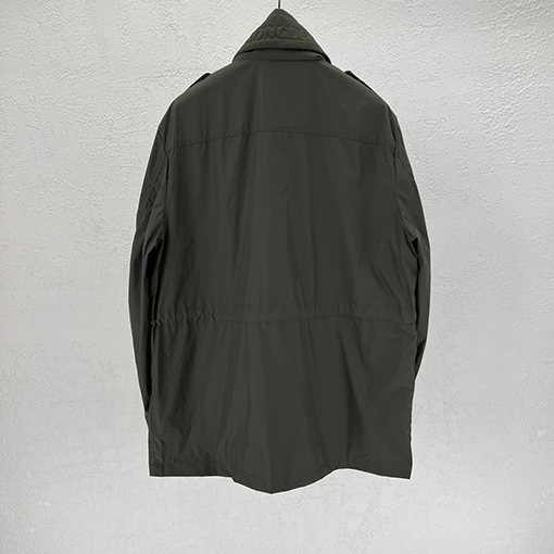 モンクレール マルチポケットトレンチコート