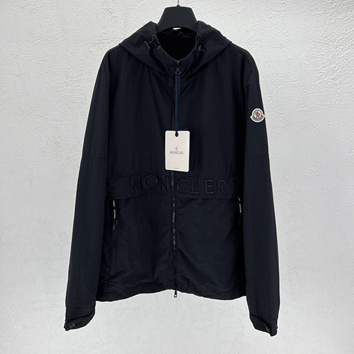 モンクレールスーパーコピー 新しいカラーブロックのフード付きジャケット