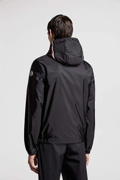 モンクレールブランドコピー スタイリッシュなフード付き日焼け止め服