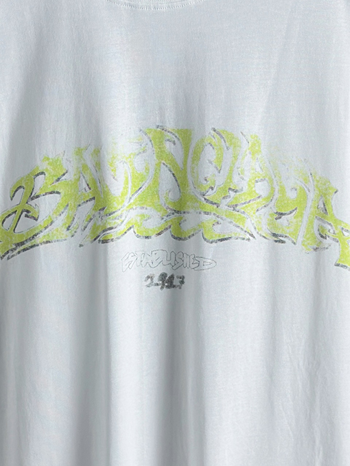 バレンシアガ Balenciaga 炎のグラフィティロゴ半袖Tシャツ