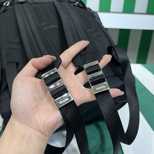 プラダ ファッションキングバックパック
