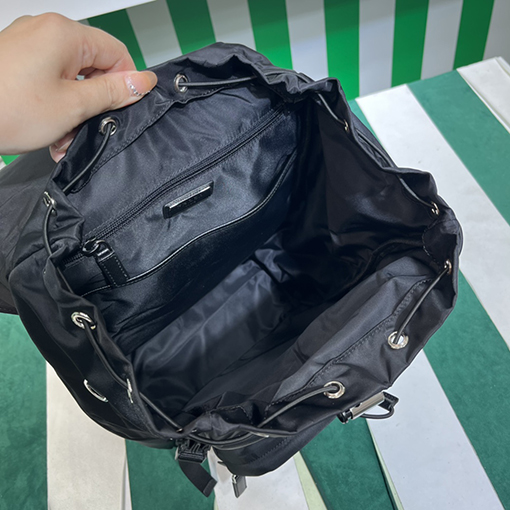 プラダ ファッションキングバックパック