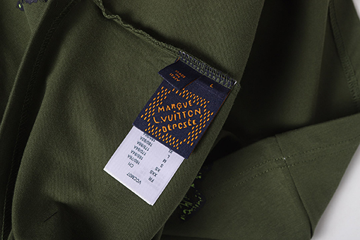 ルイヴィトン デジタルプリントロゴクルーネック半袖Tシャツ