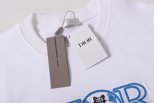 ディオール 刺繍の猫柄レターロゴ半袖Tシャツ