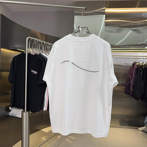 バレンシアガ Balenciaga 新しいアップリケ刺繍スパンコール刺繍半袖Tシャツ