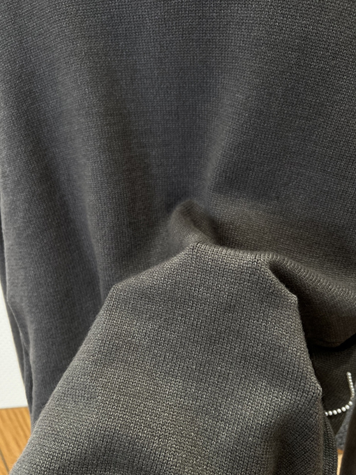 ルイヴィトン パール装飾付きキルティングニットカーディガン