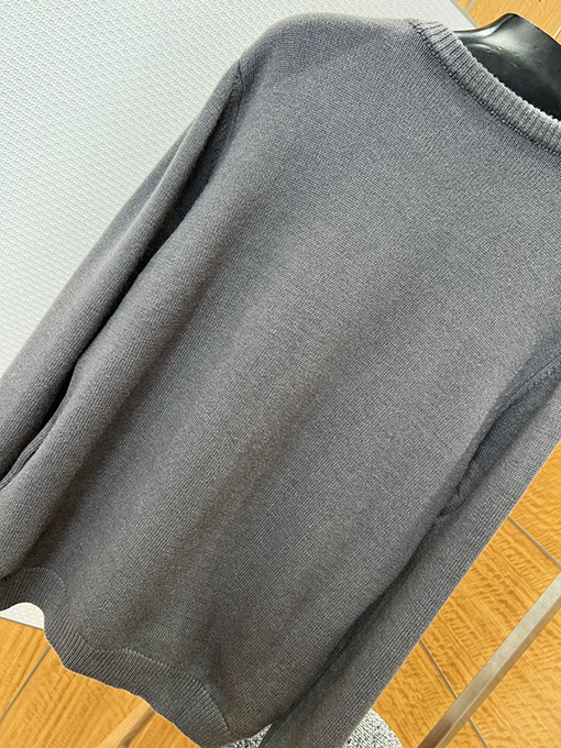 ルイヴィトン パール装飾付きキルティングニットカーディガン