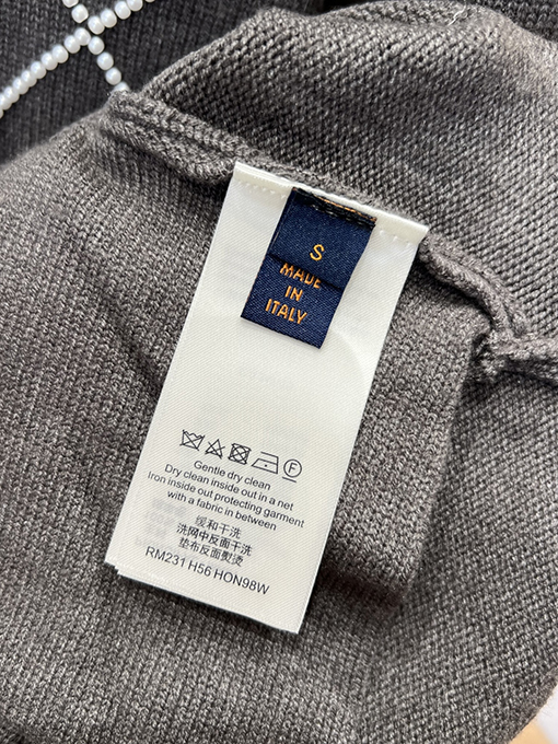 ルイヴィトン パール装飾付きキルティングニットカーディガン