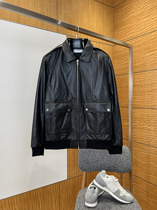 セリーヌ 高級ラペルレザージャケット