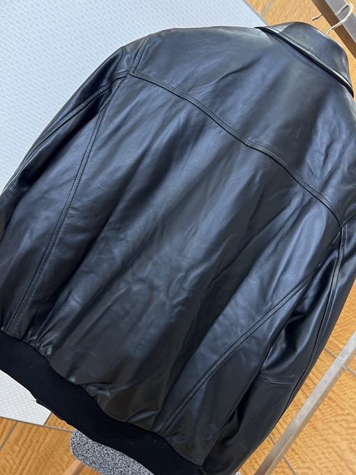 セリーヌ 高級ラペルレザージャケット