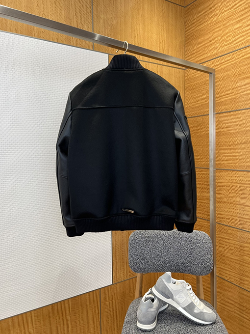 クロムハーツ 星の刺繍パッチワークベースボールカラーレザージャケット