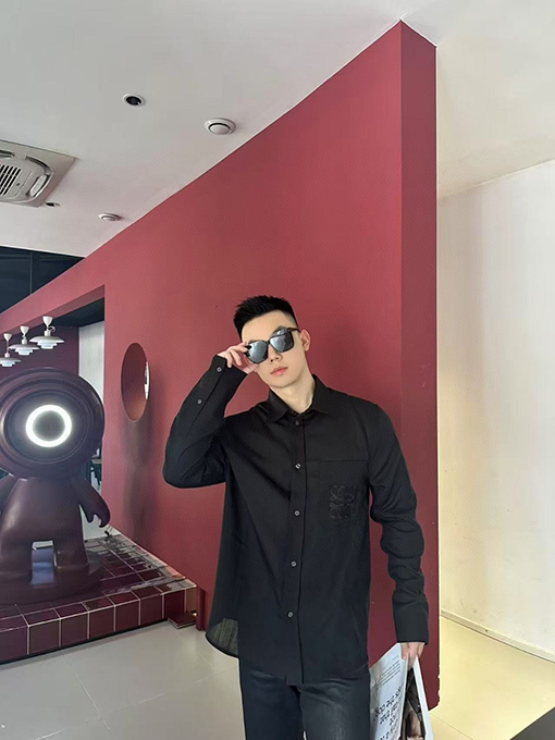 ロエベ 刺繍入りリネン長袖シャツ