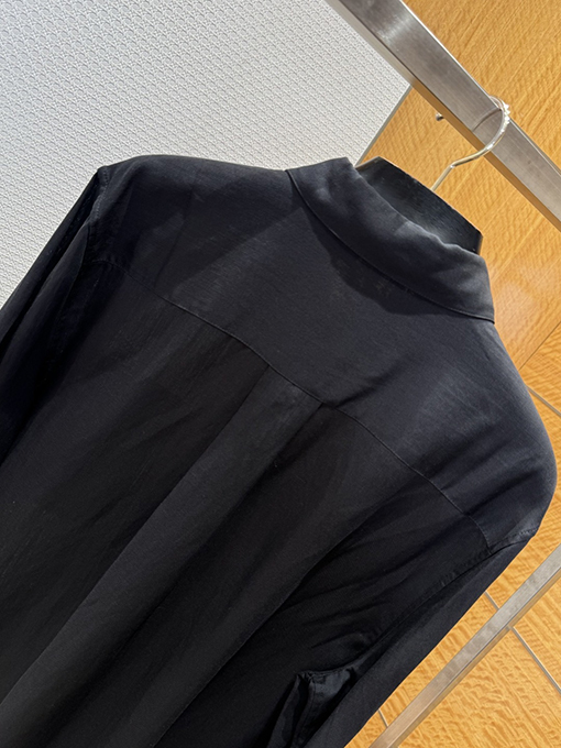 ロエベ 刺繍入りリネン長袖シャツ