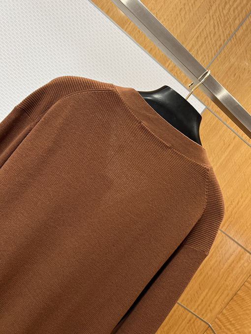 ルイヴィトン レザーラベルニットカーディガン