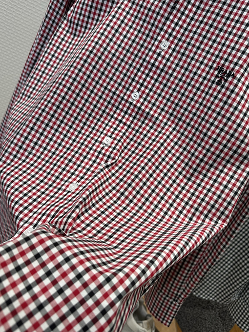 プラダ レトロなチェック柄の長袖シャツ