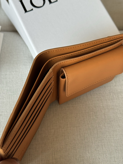 ロエベ ソフトグレイン牛革製パズル二つ折りコインウォレット X4C