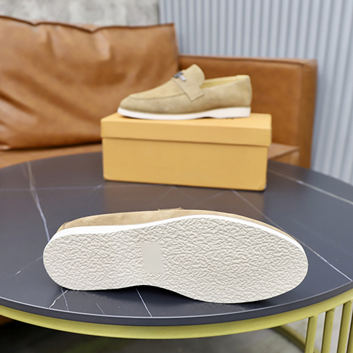 ルイヴィトン メンズのおしゃれなカジュアルスポーツシューズ