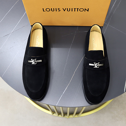 ルイヴィトン メンズのおしゃれなカジュアルスポーツシューズ