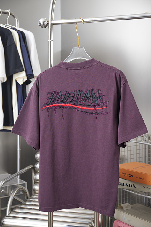 バレンシアガスーパーコピー Balenciaga 早春ロゴ刺繍入り半袖Tシャツ
