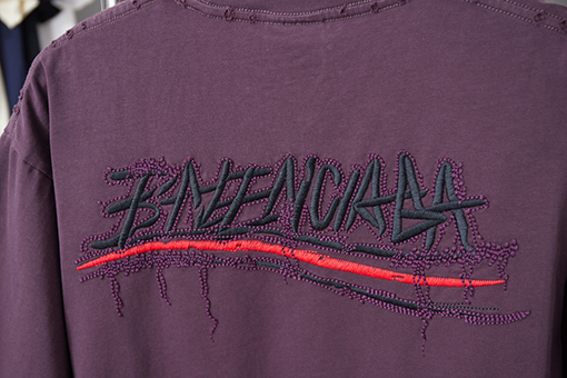 バレンシアガスーパーコピー Balenciaga 早春ロゴ刺繍入り半袖Tシャツ