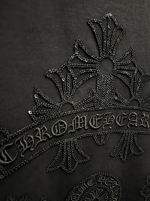 クロムハーツ 早春の透かし彫りスパンコール刺繍クロス半袖Tシャツ