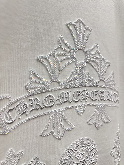 クロムハーツ 早春の透かし彫りスパンコール刺繍クロス半袖Tシャツ