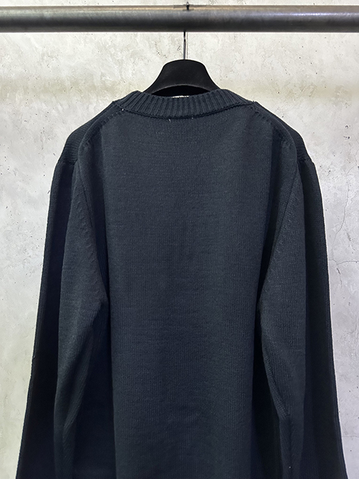 バーバリー ウォーホース刺繍ロゴニットウェア