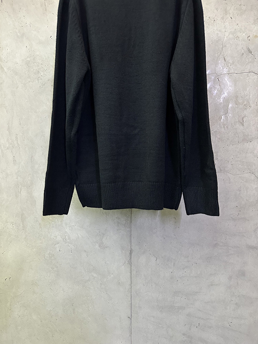 バーバリー ウォーホース刺繍ロゴニットウェア